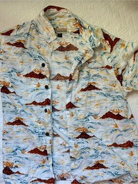 Patagonia Pataloha shirt with volcano print